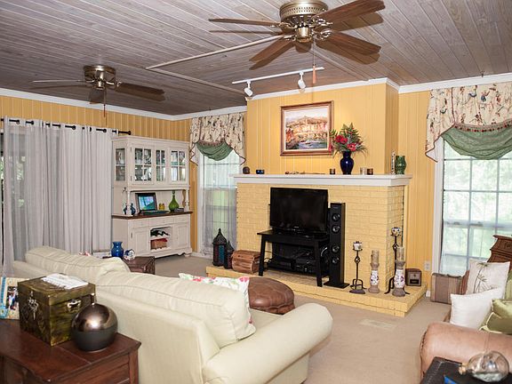 3rd image of 7587 Osceola Ct