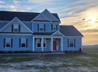 118 Red Bud Dr, Moyock, NC 27958