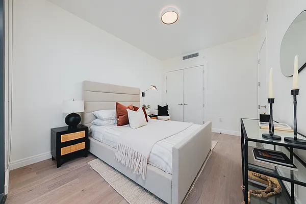 Rented by Nooklyn NYC LLC | media 30