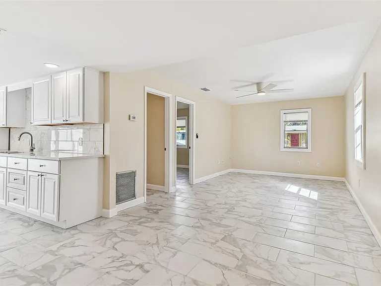 223 148th Ave E — Photo 21