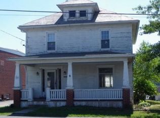 1003 W Maple St, Valley View, PA 17983