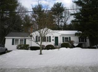 30 Monique Dr, Bellingham, MA 02019