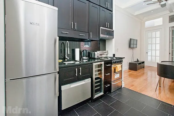 Rented by Mdrn Residential | media 20