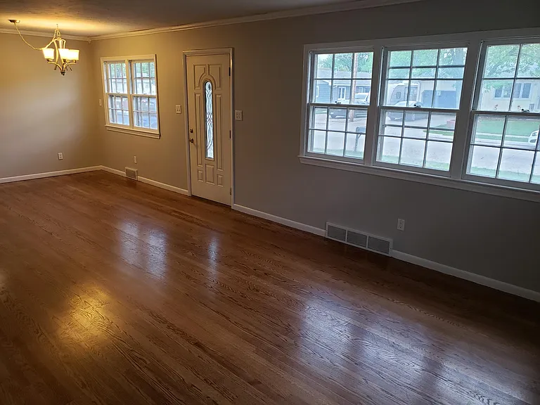 1837 N Hancock St — Photo 9