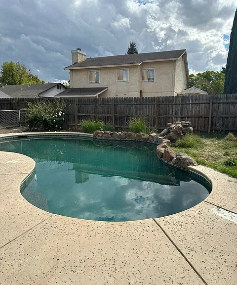 2718 Birchwood Ct — Photo 12