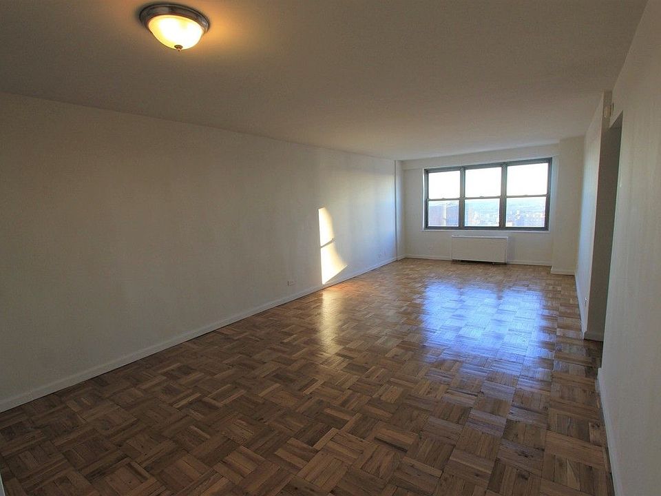 1st image of 12510 Queens Blvd APT 1910