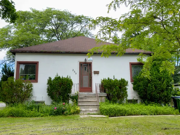258 Bogert Ave, Toronto, ON M2N 1L3