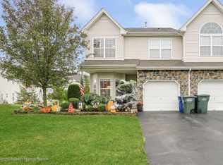 23 Thistledown St, Tinton Falls, NJ