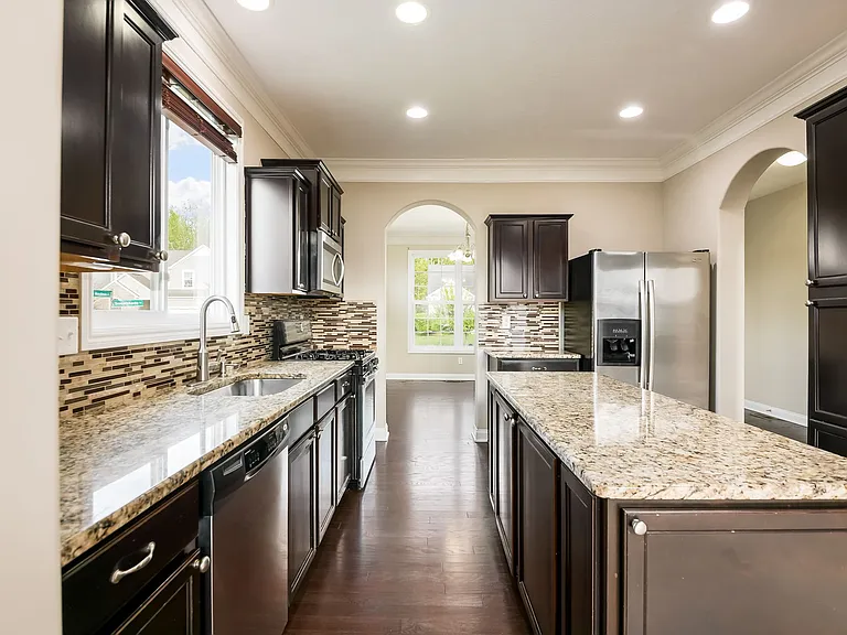 8865 Sweetshade Dr — Photo 10