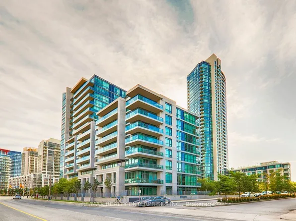 215 Fort York Blvd #612, Toronto, ON M5V 4A2