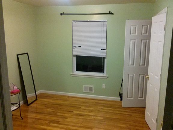 2 bedroms like this one
