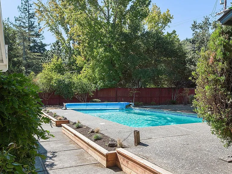 25 Tarry Rd — Photo 10