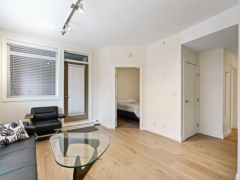 333 22nd Ave SW #106 — Photo 14