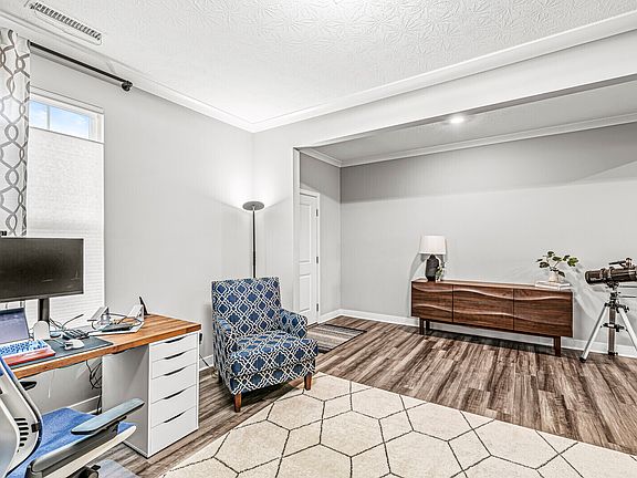 4th image of 2947 Sage Ct