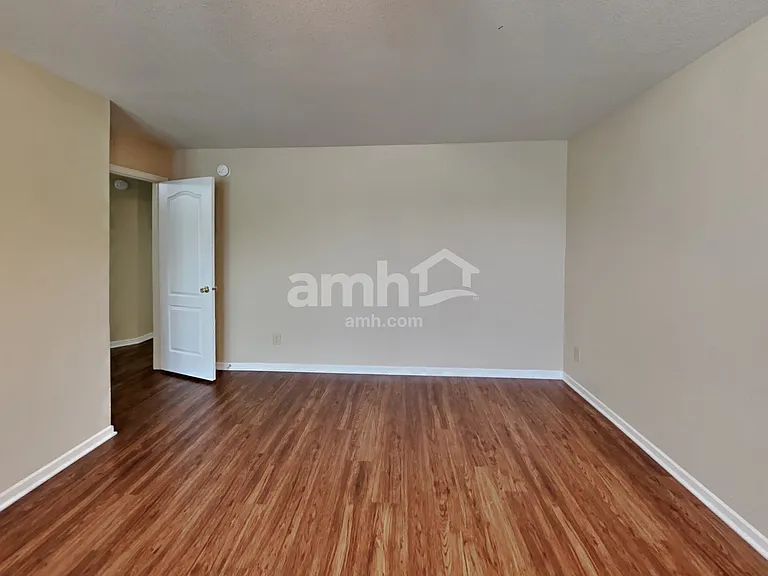 8465 Wanda Lake Dr — Photo 11