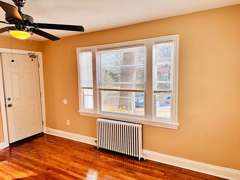 908 Hudson Ave FHY Properties, LLC — Photo 15
