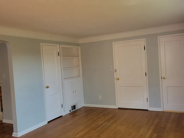3313 Warren Rd — Photo 4