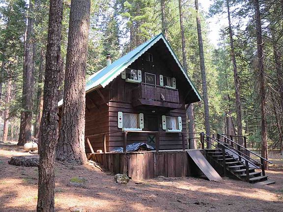 2nd image of 40310 Pine Way