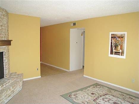 5th image of 401 12th Ave SE APT 114