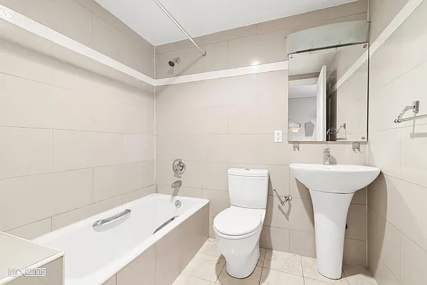 Sold by Citi Habitats | media 15