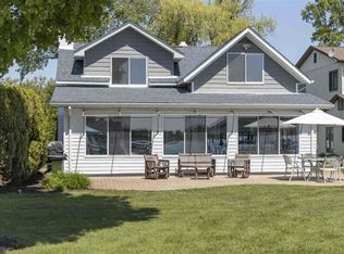 2081 S Channel Dr, Harsens Island, MI