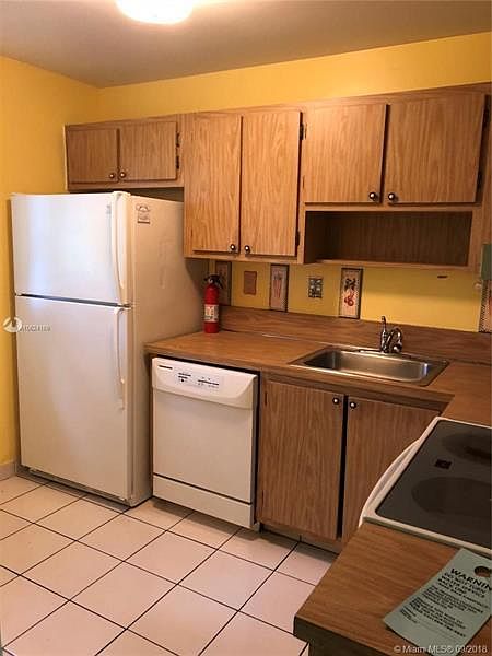 1st image of 109 Gardens Dr APT 101