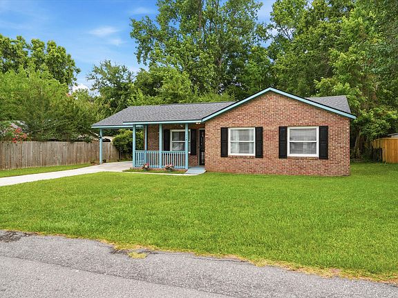 2nd image of 119 Clover Ave