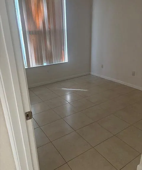 3557 Forest Hill Blvd #49 — Photo 11