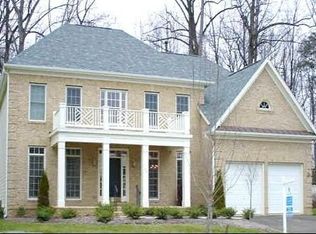 734 Pearson Point Pl, Annapolis, MD 21401