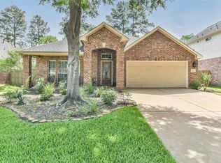 13126 Oakwood Manor Dr, Cypress, TX 77429