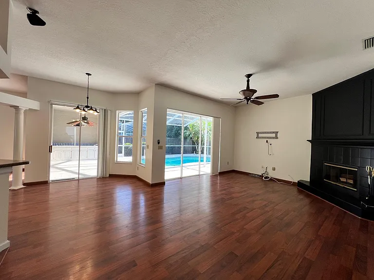9639 Fox Hearst Rd — Photo 36