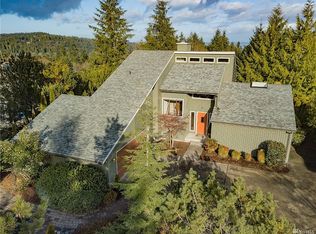 40 Deer Hollow Rd, Port Ludlow, WA 98365