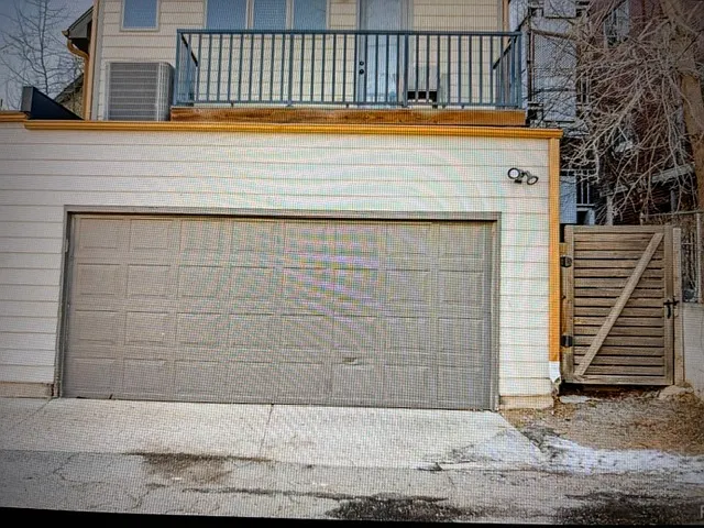 943 N Clarkson St — Photo 19