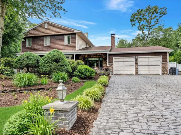 582 Terry Road, Hauppauge, NY 11788