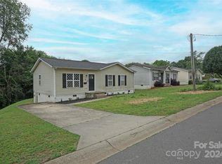 619 Blackmon St, Charlotte, NC 28208