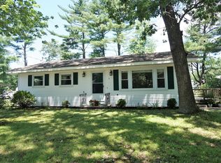 3 Oak Ln, Windham, ME 04062