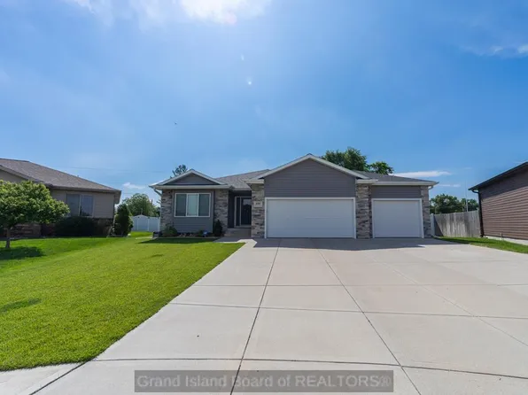 4095 Pennsylvania Ave, Grand Island, NE 68803