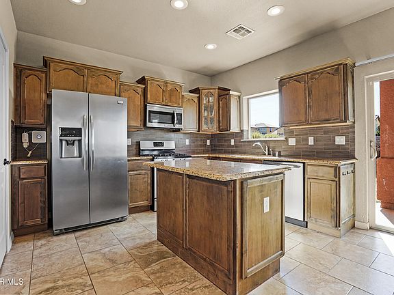 3rd image of 7540 Wolf Creek Dr