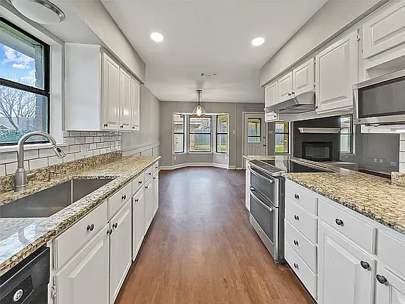 7701 Prairie Dr #1 — Photo 3