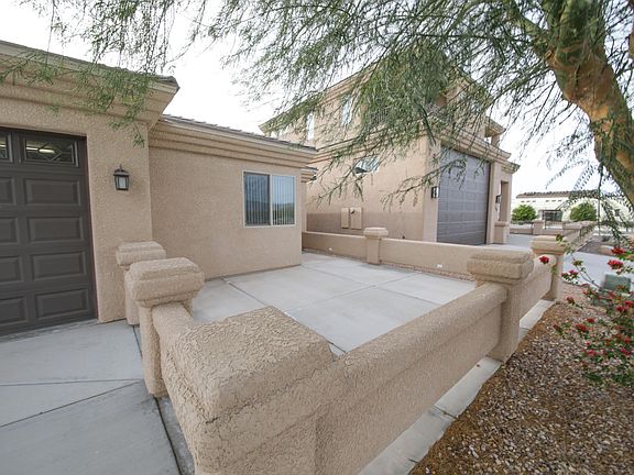3rd image of 751 Malibu Cir