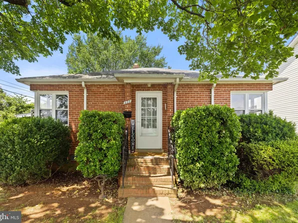222 Washington Ave, Front Royal, VA 22630