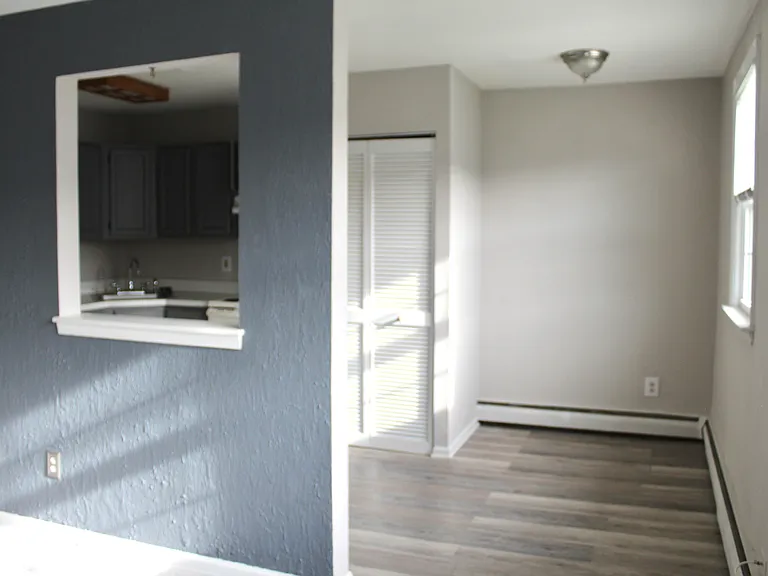 403 S Main St #H201 — Photo 2