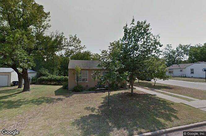 1st image of 4900 Lyndon Dr