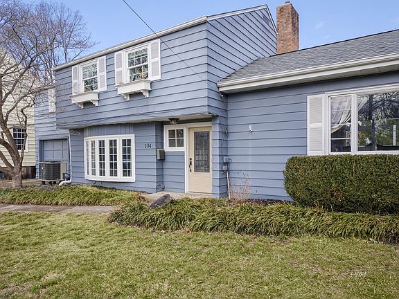 2nd image of 104 Sunnyside Dr