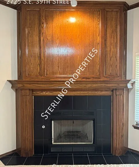 2725 SE 39th St — Photo 5