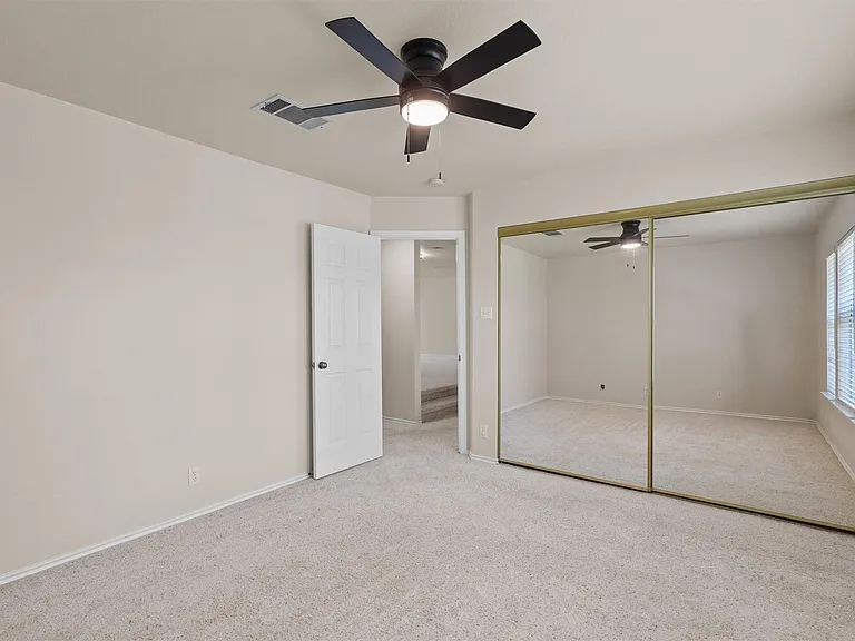 201 Covala Dr — Photo 25