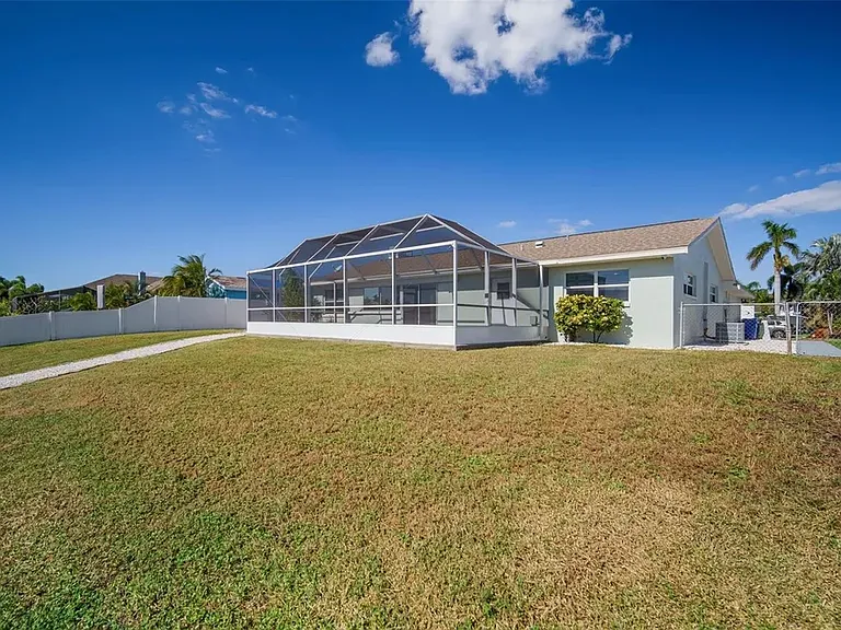 910 Spindle Palm Way — Photo 26