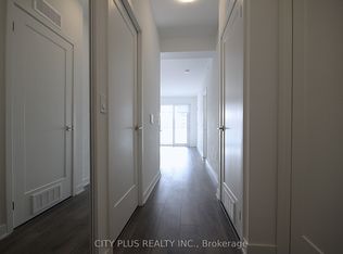 105 Oneida Cres #809, Richmond Hill, ON L4B 0H6