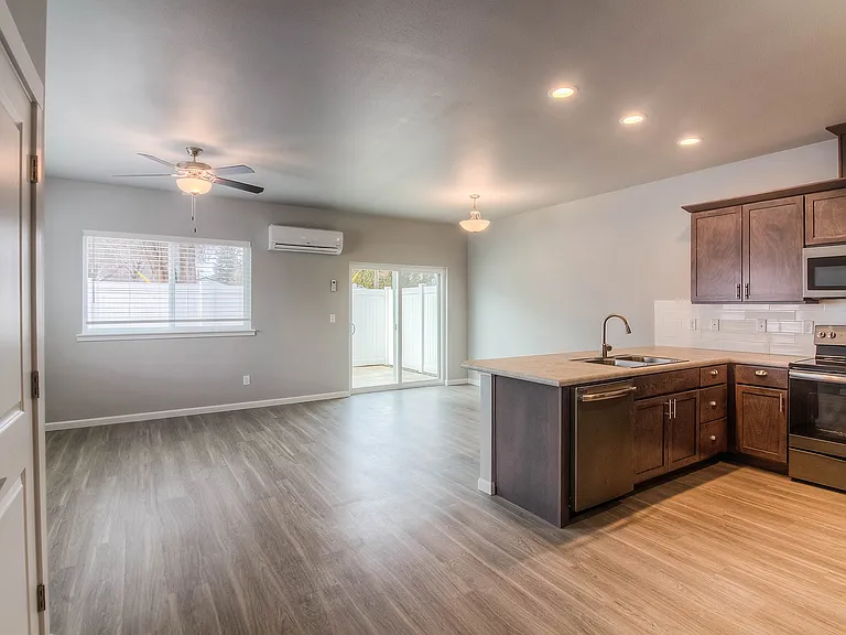 2501 Woolsey Rd — Photo 12