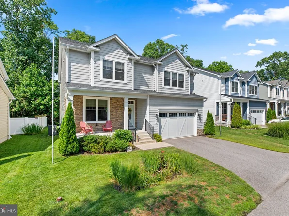 810 Lynwood Ln, Severna Park, MD 21146